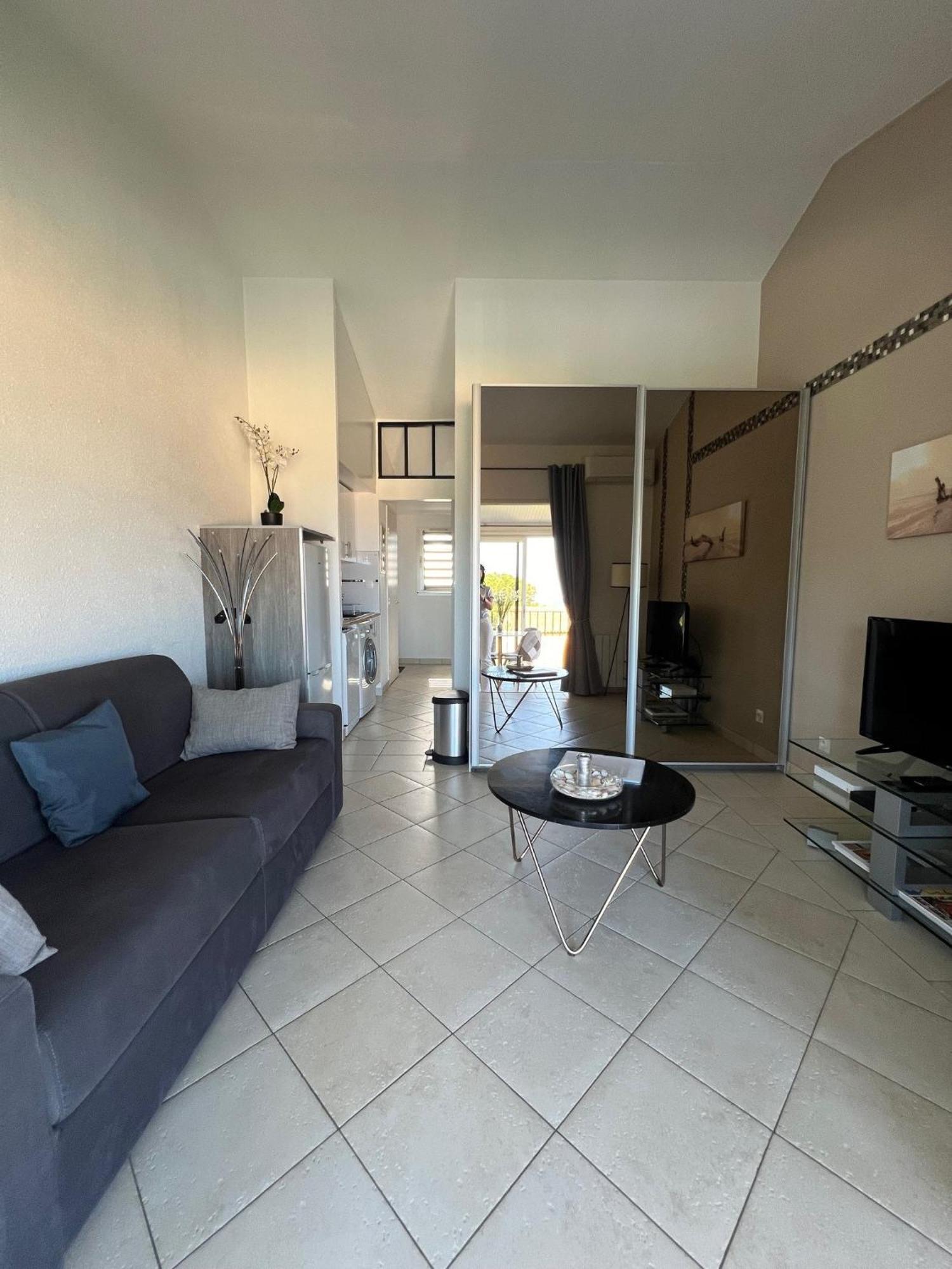 Appartement Vue Mer Golfe De Saint-Tropez Cogolin Exteriér fotografie